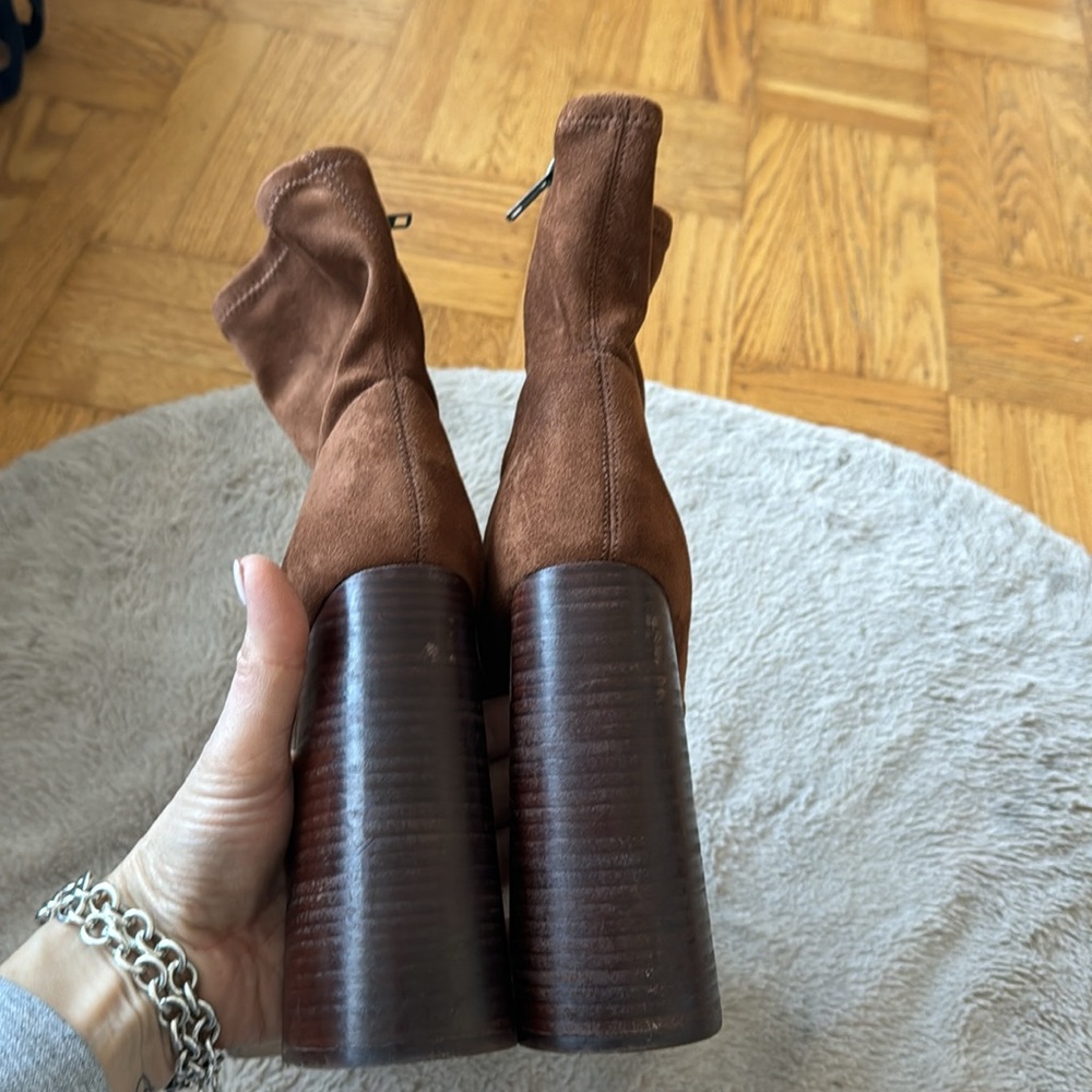Steve Madden Chestnut Brown Faux Suede Hoopla Block Heel Platform Boots 9.5 - Picture 3 of 6